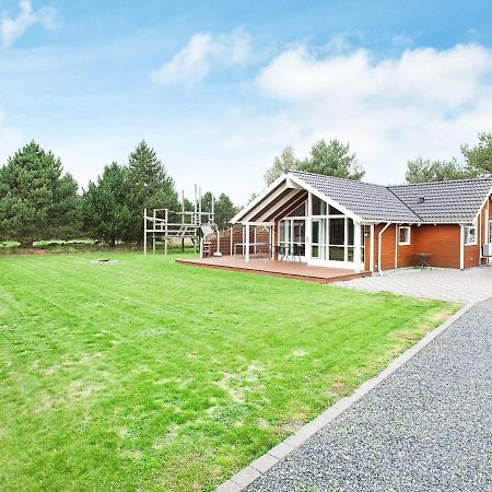 Three-Bedroom Holiday Home In Rodby 38 Kramnitse Kültér fotó